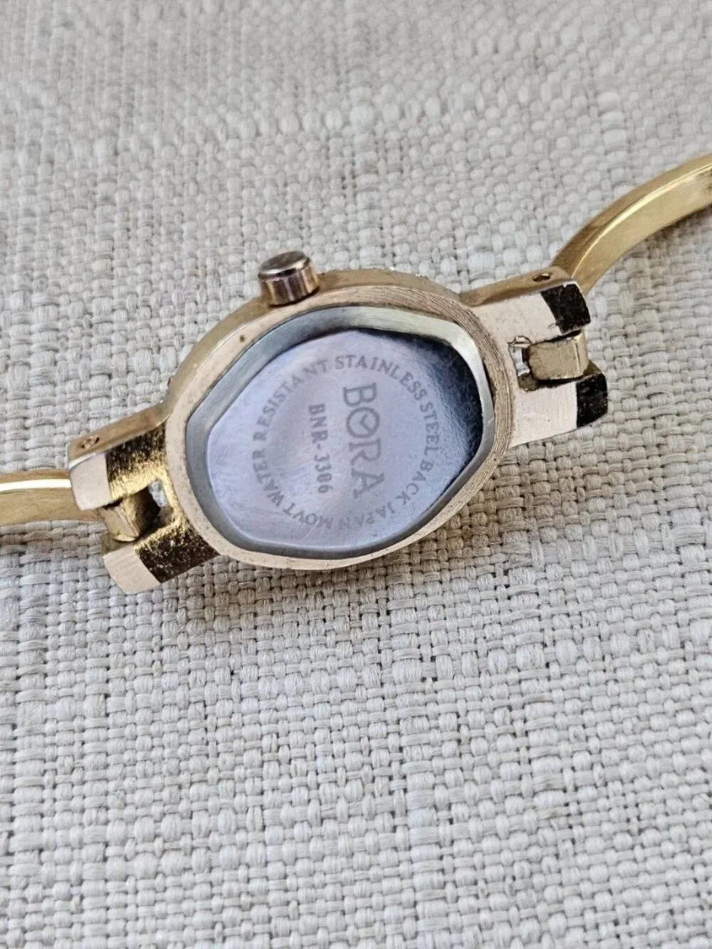 Vintage Bora Ladies Wristwatch Crystal accent Bezel Band Japan Movt Analog Watch